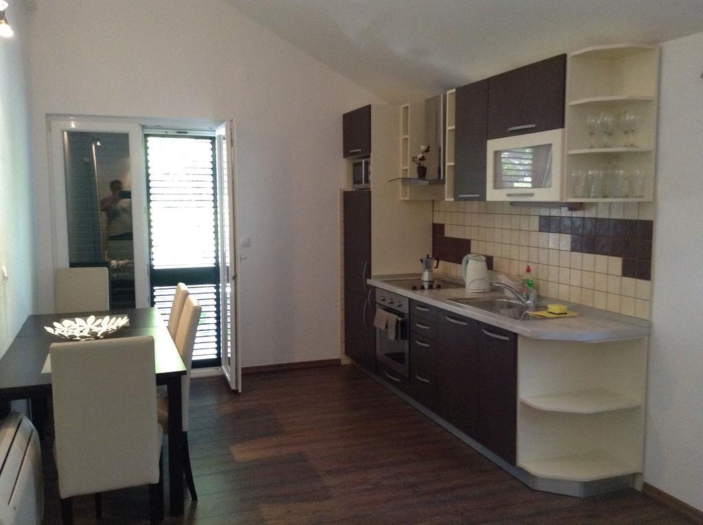 Oksana Apartment